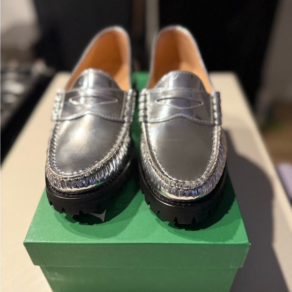 NWT J Crew Winona lug-sole penny loafers in metallic - Size 7